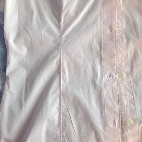 ✨ Banana Republic Blouse - Picture 3 of 9